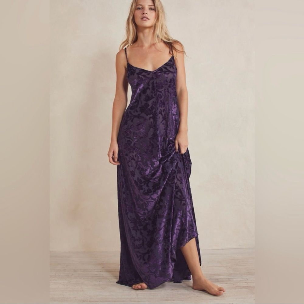 NWOT Free People Intimately Vibe With You Velvet Maxi in Deep Sea Combo Sz M - Picture 2 of 9